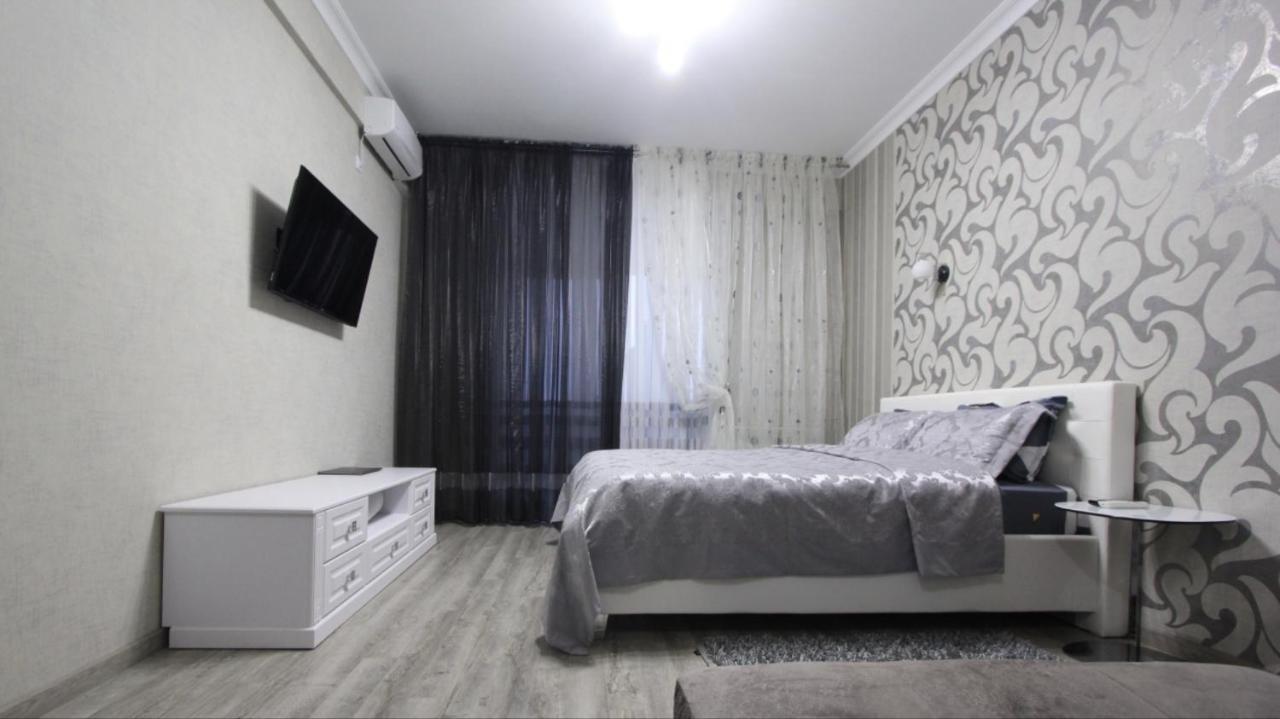 Luxury Exclusive Apartments Skyhouse Exfactor Chisinau Exterior photo